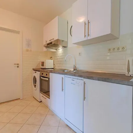 شقة - Comfort Two-bedroom F8